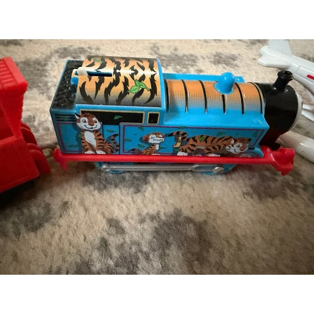 motorized thomas and friends sodor safari tiger adventure, tested-works